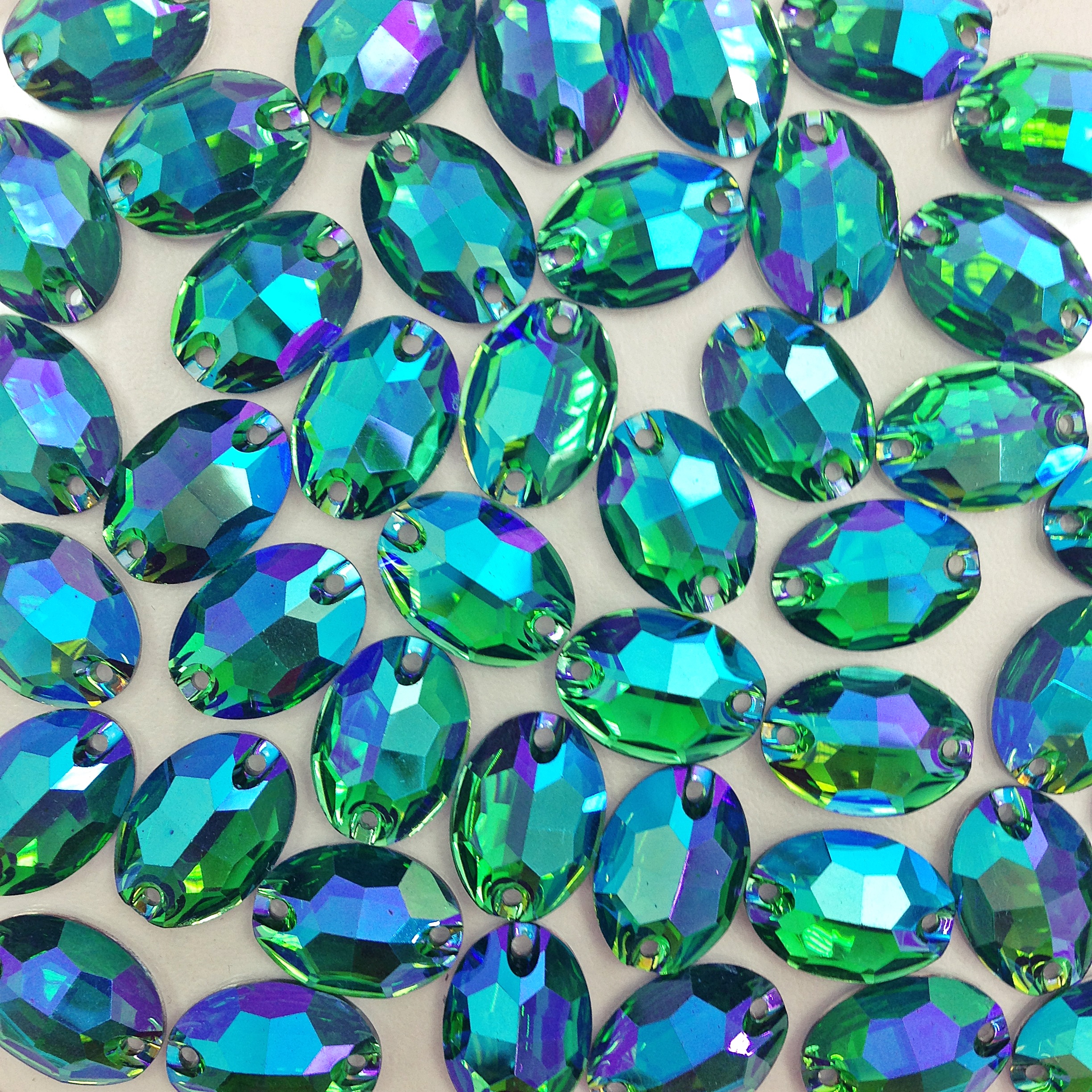 Овал Emerald AB (синтетическое стекло)